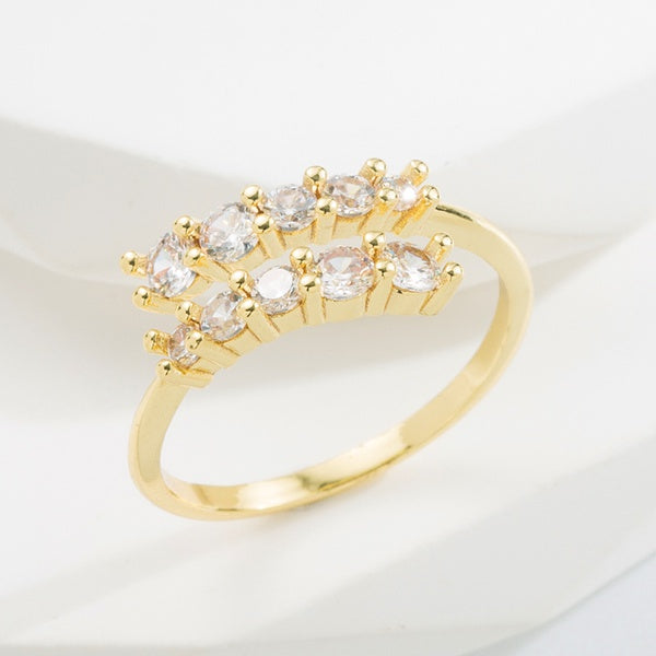 GLEAM ROW RING